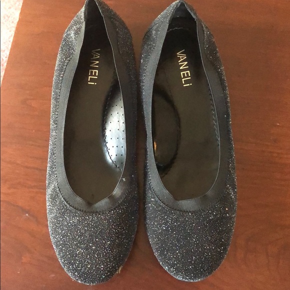 Vaneli Sheary Black Flats - Picture 3 of 5